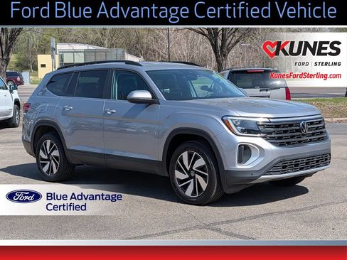 Used 2025 Volkswagen Atlas SE AWD/4WD image 1