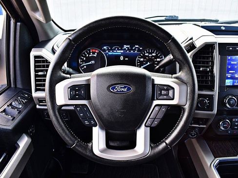 Used 2020 Ford F350 Lariat w/ Lariat Ultimate Package AWD/4WD image 27