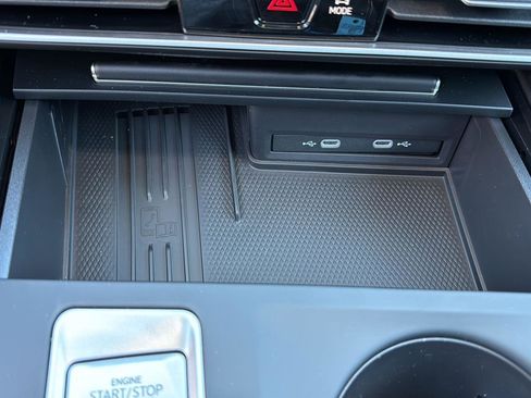 New 2026 Volkswagen Atlas SE image 17