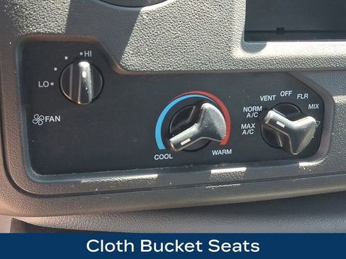 Used 2024 Ford E-450 and Econoline 450 Super Duty RWD image 12