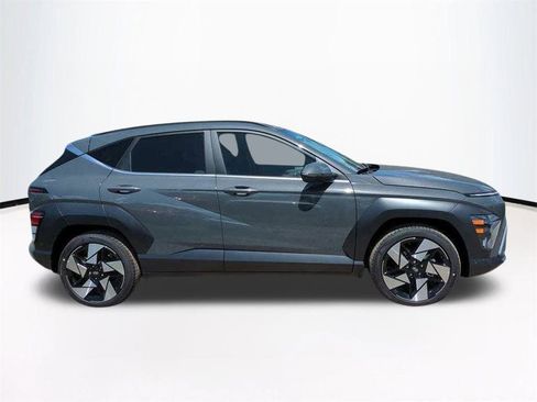 New 2026 Hyundai Kona Limited FWD image 4