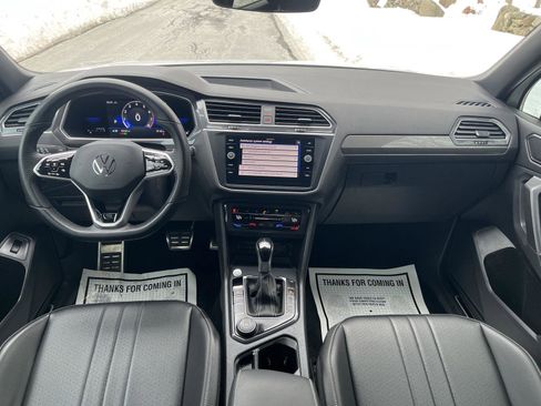 Used 2022 Volkswagen Tiguan SE R-Line image 6