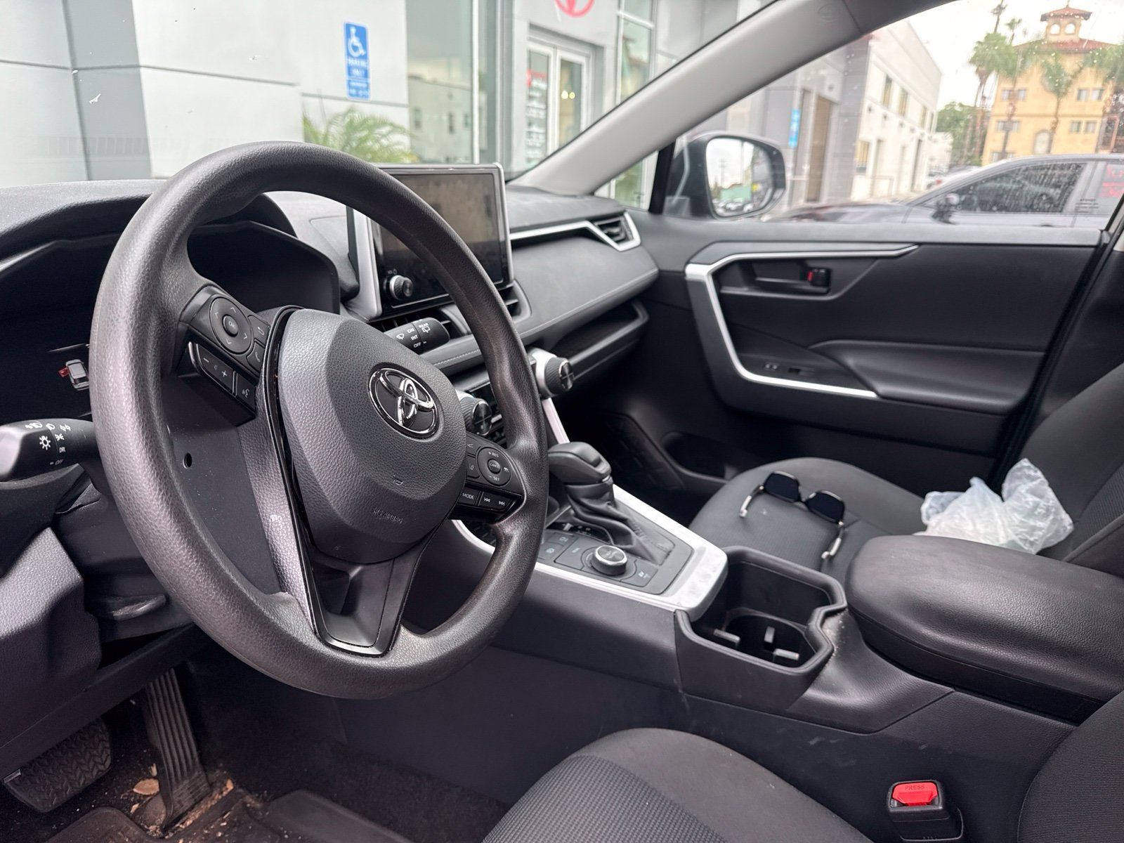 Used 2024 Toyota RAV4 LE AWD/4WD image 9