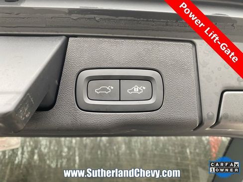 Used 2023 Volvo XC60 T8 Core image 40