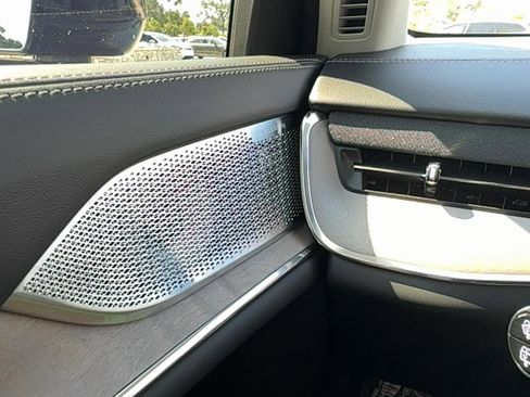 Certified 2025 Volvo EX90 Ultra image 20