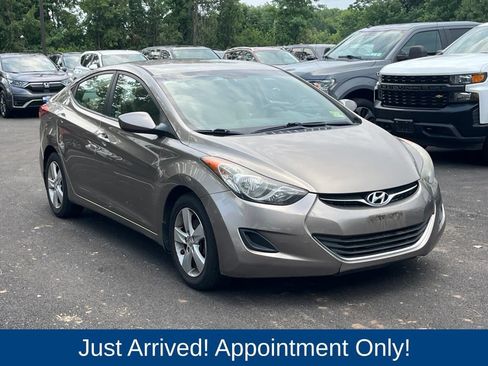 Used 2013 Hyundai Elantra GLS FWD image 1