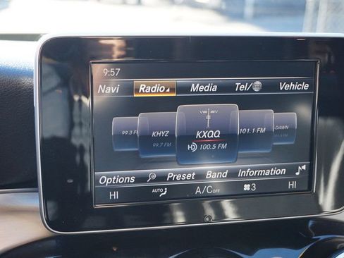 Used 2015 Mercedes-Benz C 300 4MATIC Sedan image 32