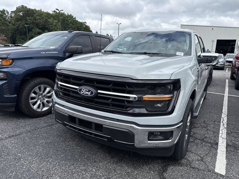 New 2026 Ford F150 XLT w/ Equipment Group 302A MID RWD image 6