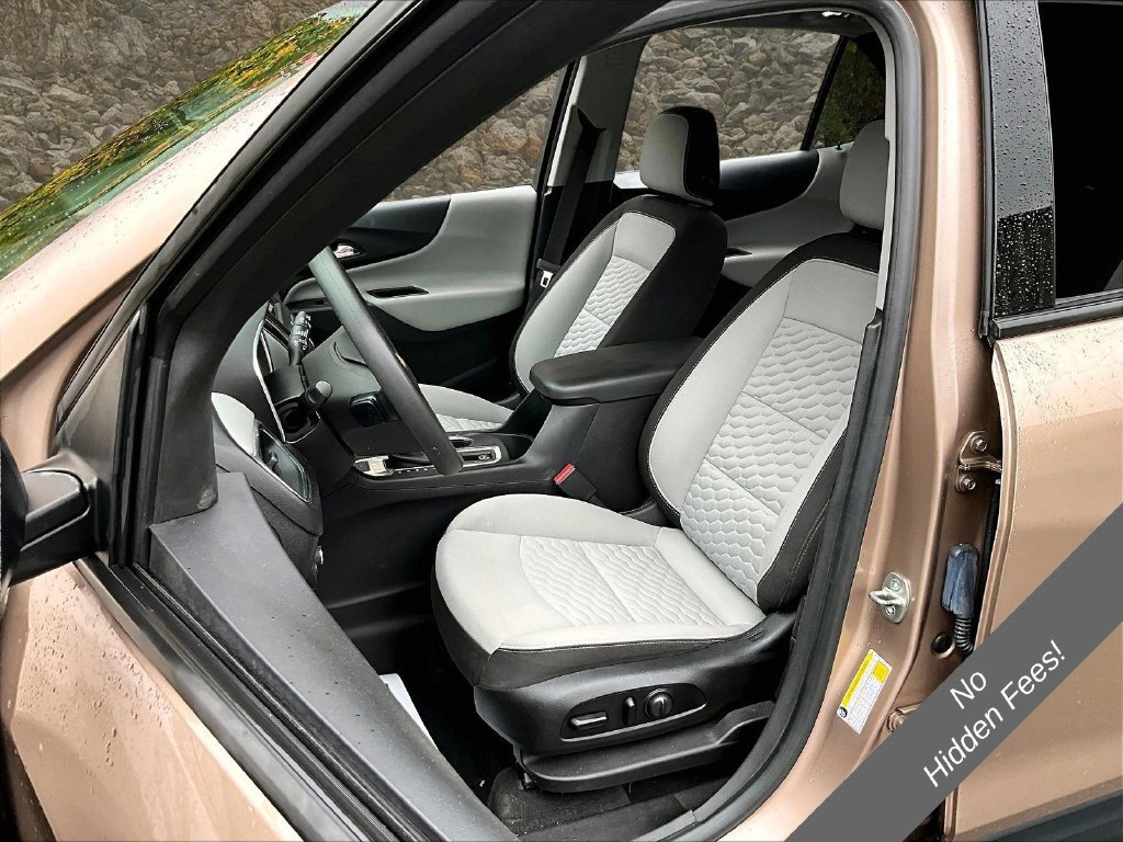 Used 2019 Chevrolet Equinox LS w/ LS Convenience Package AWD/4WD image 21