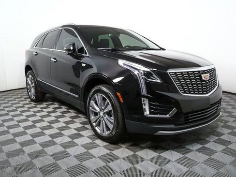 New 2025 Cadillac XT5 Premium Luxury image 1