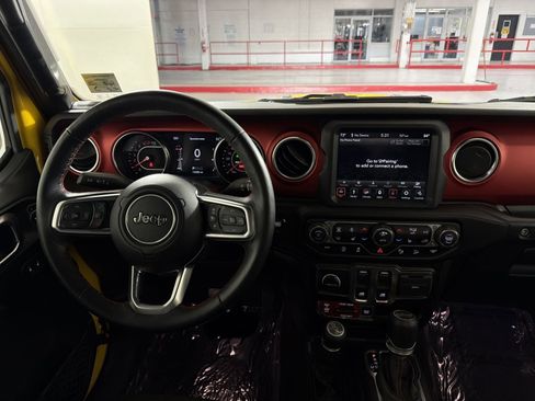 Used 2020 Jeep Wrangler Rubicon w/ Steel Bumper Group image 16