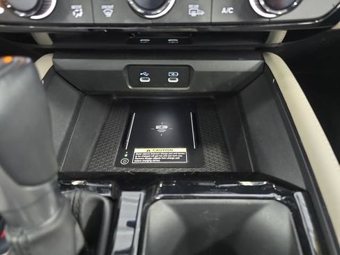 Used 2025 Honda Accord Touring image 22