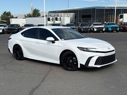 Used 2025 Toyota Camry SE w/ Multimedia Upgrade Package