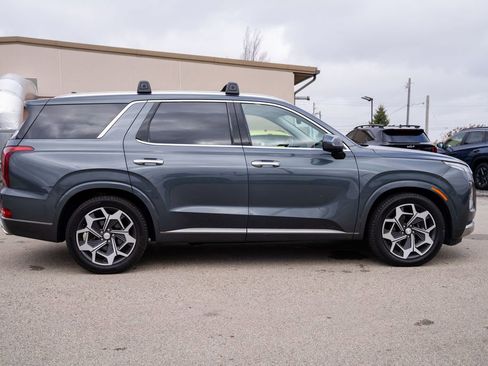 Used 2022 Hyundai Palisade Calligraphy image 8
