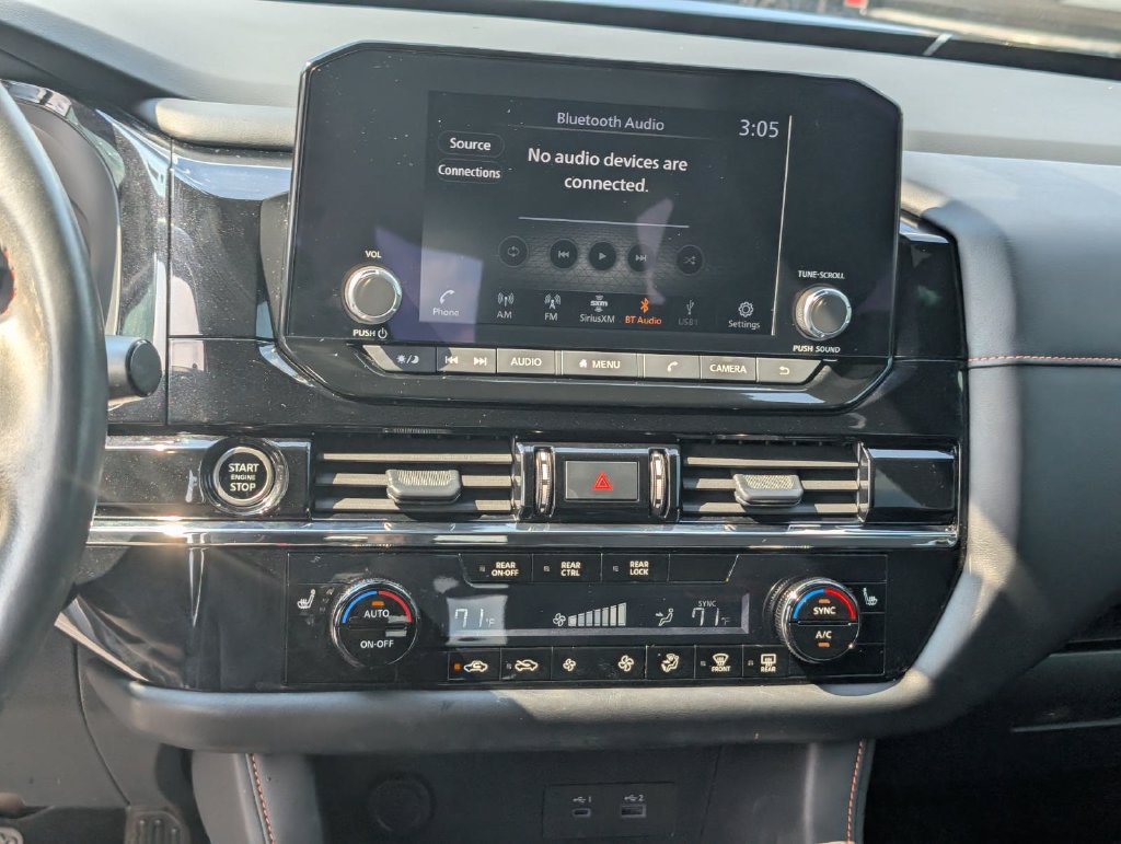 Used 2024 Nissan Pathfinder Rock Creek AWD/4WD image 22