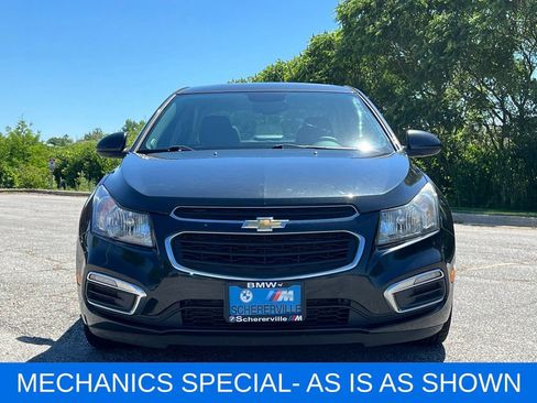 Used 2016 Chevrolet Cruze LT w/ Sun And Sound Package FWD image 2