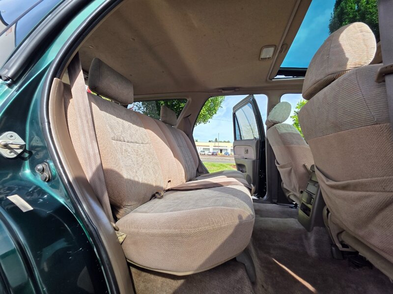 Used 1999 Toyota 4Runner SR5 AWD/4WD image 16