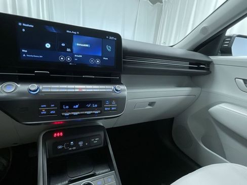 Used 2024 Hyundai Kona SEL w/ Convenience Package image 12