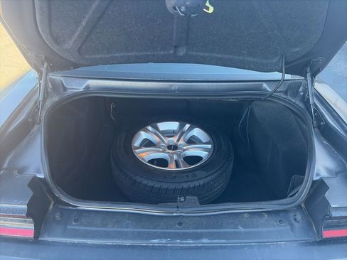 Used 2020 Dodge Challenger R/T w/ Blacktop Package image 10