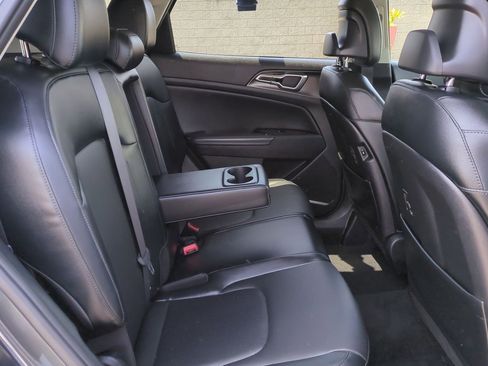 Certified 2023 Kia Sportage EX FWD image 24