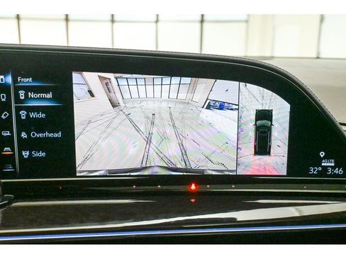 Used 2022 Cadillac Escalade ESV Premium Luxury Platinum image 57