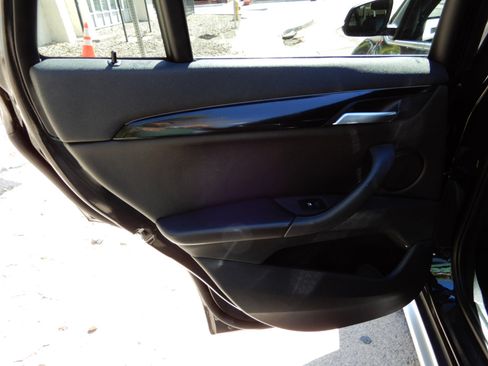 Used 2019 BMW X1 xDrive28i w/ Convenience Package image 23