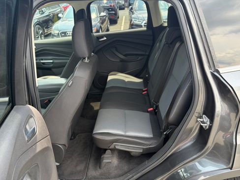 Used 2019 Ford Escape SE AWD/4WD image 34