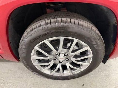 New 2026 GMC Terrain Denali w/ LPO, Floor Liner Package image 4