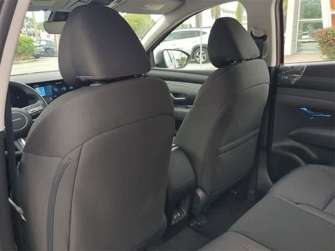 New 2026 Hyundai Tucson SE image 19