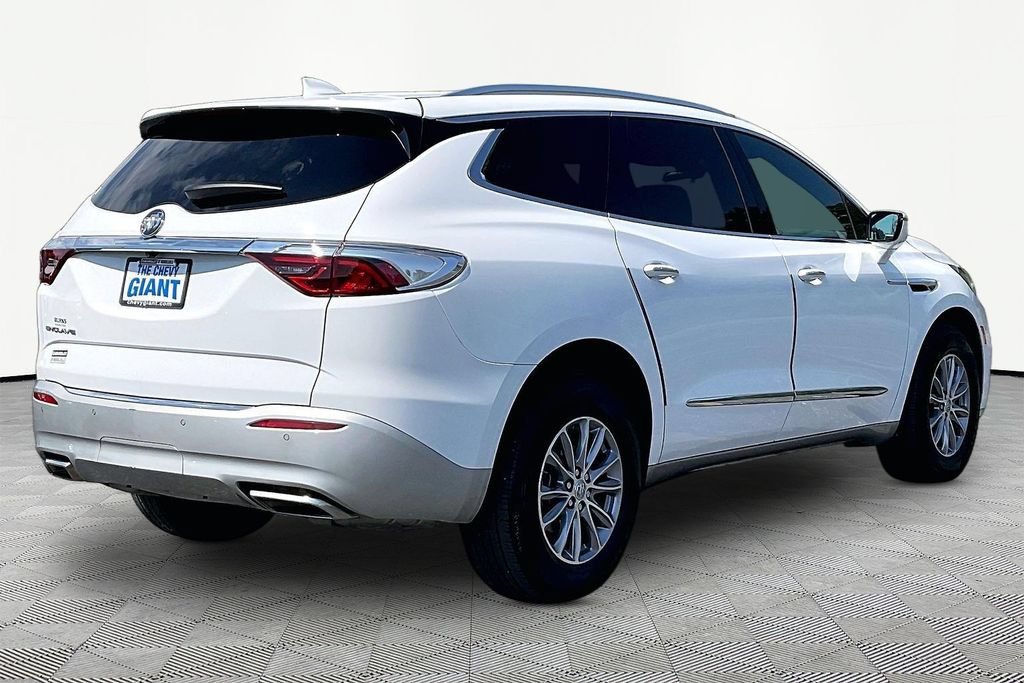 Used 2023 Buick Enclave Essence FWD image 6