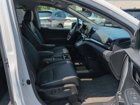 Used 2024 Honda Odyssey Elite image 56
