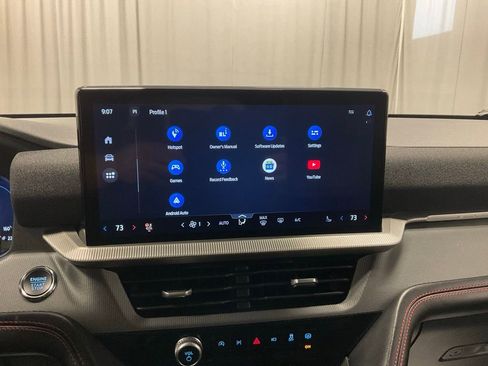 Used 2025 Ford Explorer ST-Line image 22