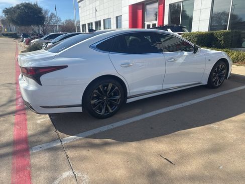 Used 2021 Lexus LS 500 F Sport w/ Accessory Package (Z2) image 3
