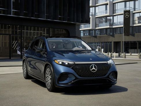 New 2026 Mercedes-Benz EQS 400 4MATIC SUV image 9