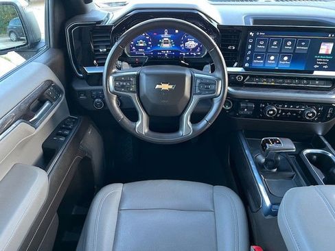 Certified 2022 Chevrolet Silverado 1500 LTZ image 25