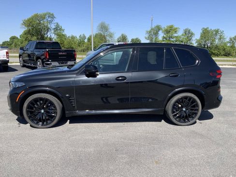 Used 2024 BMW X5 M60i AWD/4WD image 8