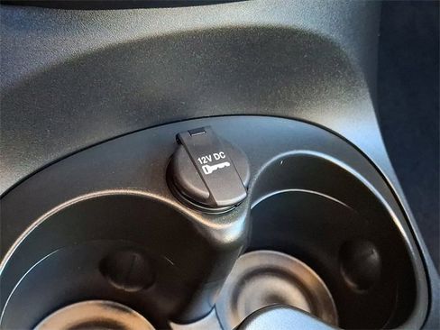 Used 2016 FIAT 500L Trekking image 24