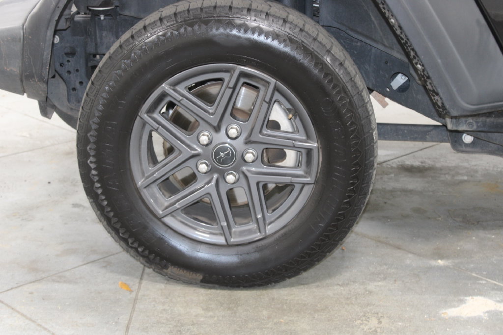 Used 2024 Jeep Wrangler Unlimited Sport AWD/4WD image 18