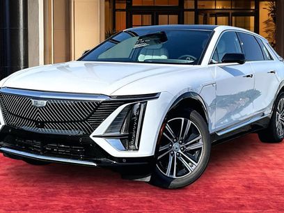 New 2026 Cadillac Lyriq Premium Luxury w/ LPO, Floor Liner Package