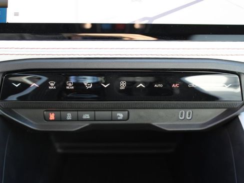 New 2026 Jeep Cherokee Limited AWD/4WD image 22