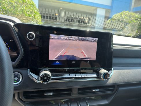 Used 2024 Chevrolet Colorado Trail Boss w/ Advanced Trailering Package image 8