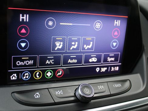 Used 2021 Chevrolet Blazer LT image 24