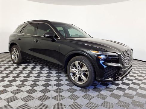 Certified 2025 Genesis GV70 3.5T Sport image 3