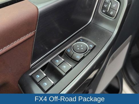 Used 2022 Ford F150 Lariat w/ Max Trailer Tow Package image 39