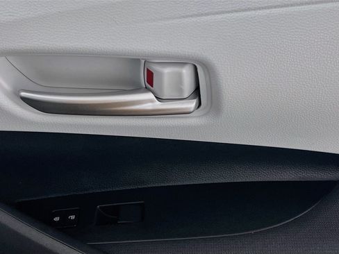Used 2026 Toyota Corolla SE FWD image 31