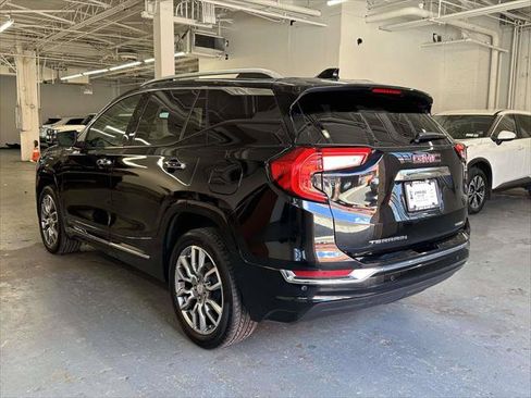 Used 2022 GMC Terrain Denali w/ LPO, 'HIT The Road' Package AWD/4WD image 14