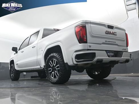Used 2022 GMC Sierra 1500 AT4 w/ AT4 Premium Package AWD/4WD image 21