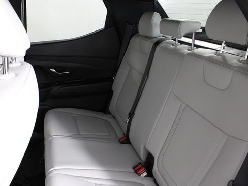 Certified 2026 Hyundai Santa Cruz SEL FWD image 20