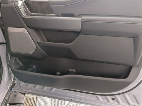 Used 2024 Ford F250 Lariat w/ Sport Appearance Package image 36