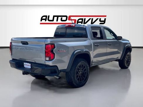 Used 2025 Chevrolet Colorado Trail Boss AWD/4WD image 7